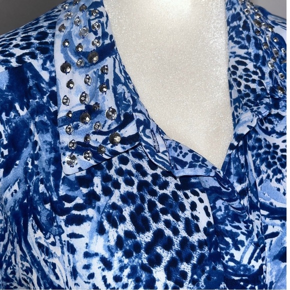 Chico’s Blue Animal Print Embellished Blouse Tunic Top Sz 3 L/XL Statement Glam - Picture 2 of 4
